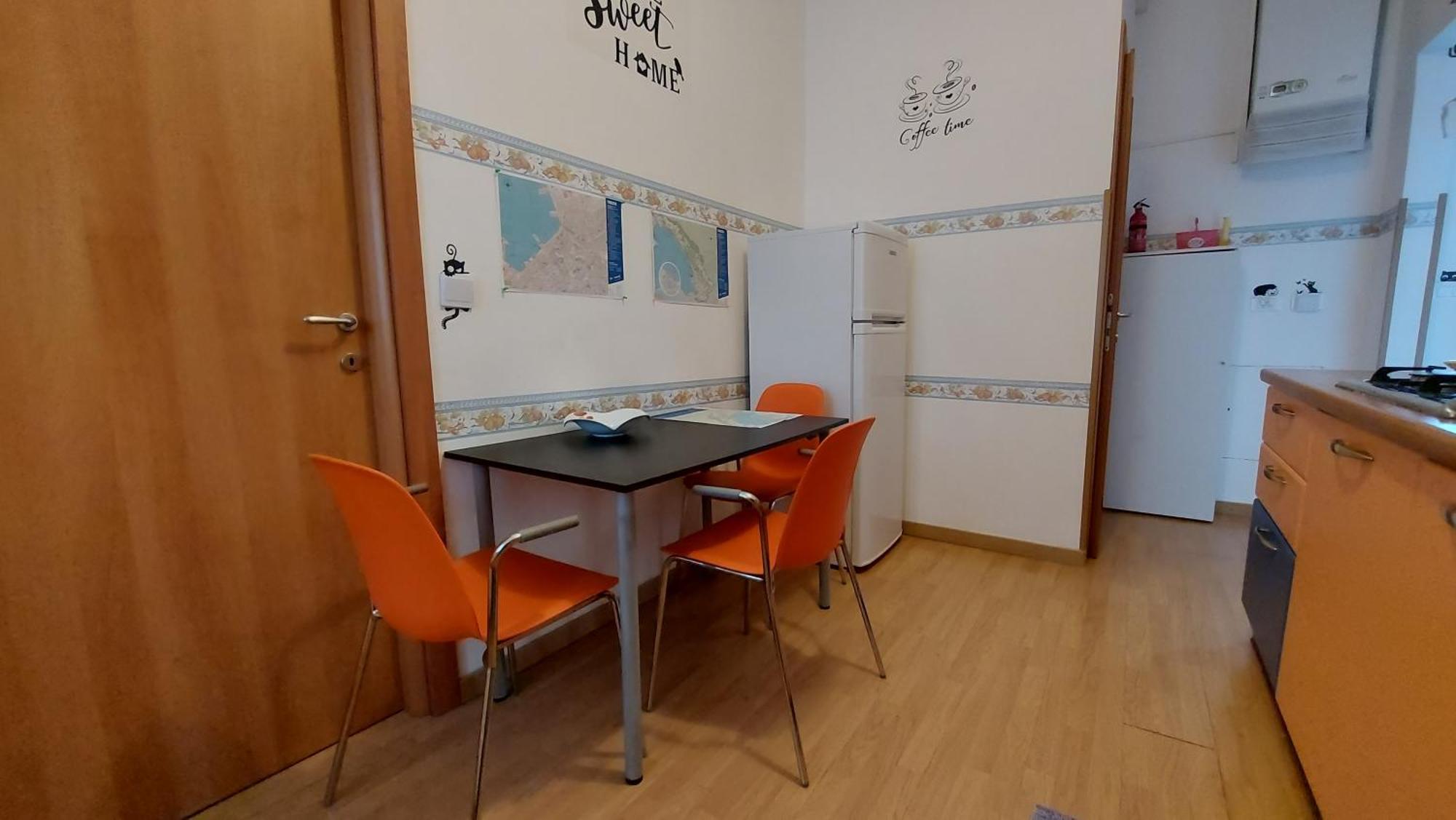 Casa Di Tania Apartment Trieste Bagian luar foto